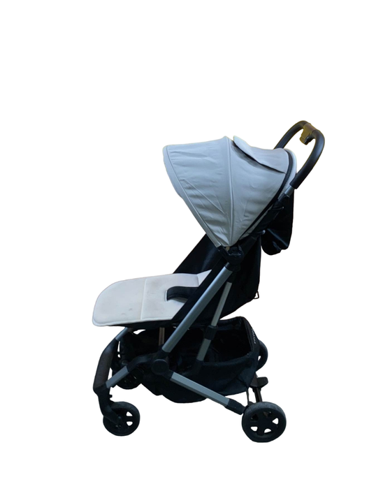Shop Colugo Compact Stroller, Dune, 2022 at Goodbuygears