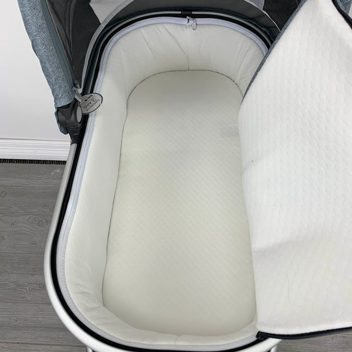 Shop UPPAbaby VISTA V2 Stroller, Gregory (Blue Melange) at Goodbuygears