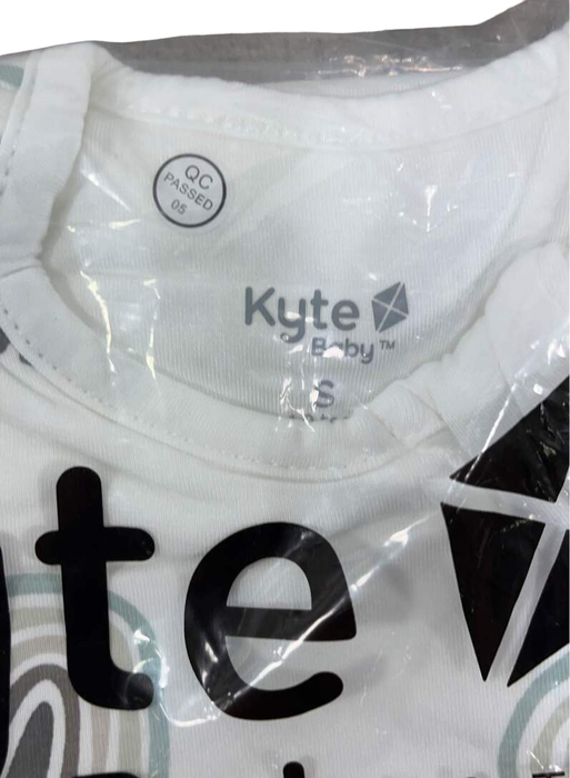 Shop Kyte Baby Sleep Bag TOG 1.0, Small( 14-20 pounds), Aloe Rainbow at Goodbuygears