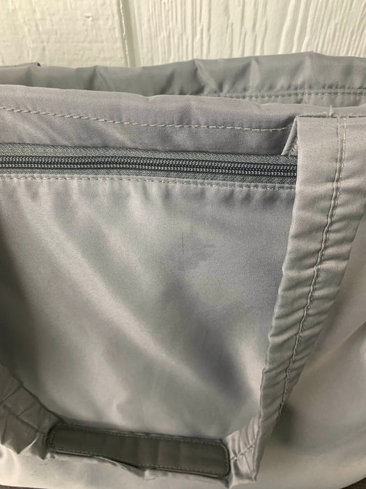 Shop Skip Hop Messenger Diaper Bag at Goodbuygears