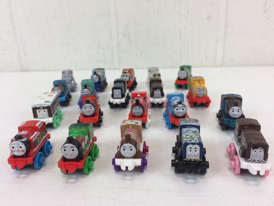used BUNDLE Thomas Mini Set, With 20 Trains