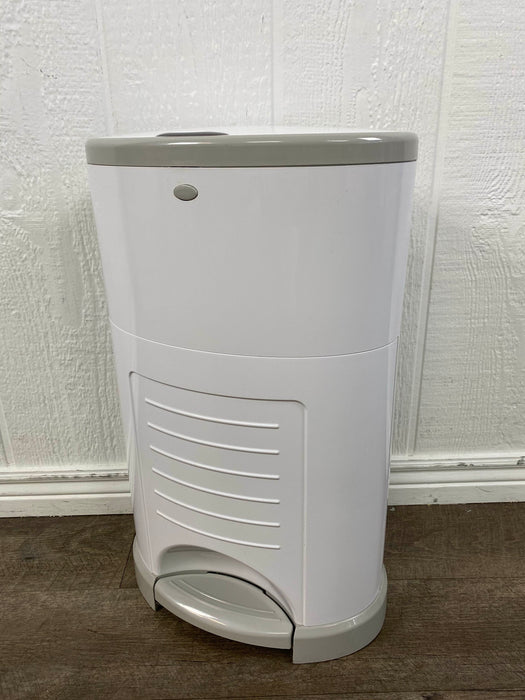 used Diaper Dekor Plus Diaper Pail