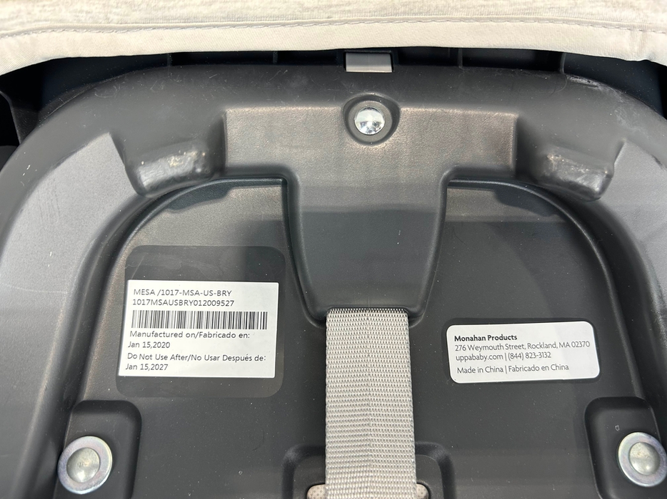 Shop UPPAbaby MESA Infant Car Seat, 2020, Bryce (White) at Goodbuygears