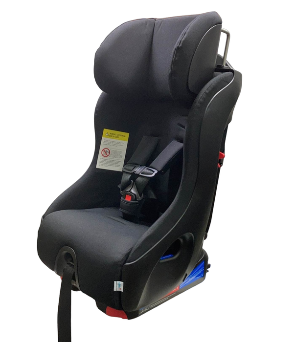 Shop Clek Foonf Convertible Car Seat, 2023, Pitch Black at Goodbuygears