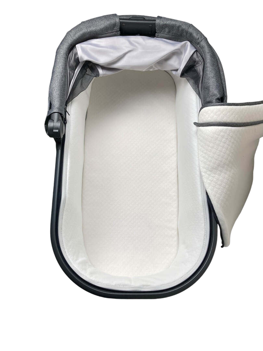 Shop UPPAbaby VISTA V2 Stroller, Greyson (Charcoal Melange) at Goodbuygears