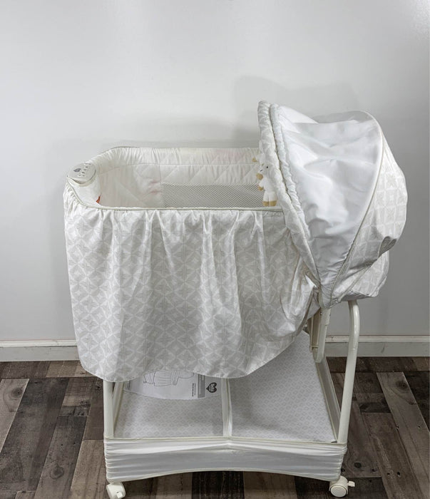 Shop Delta Children Deluxe Gliding Bassinet at Goodbuygears