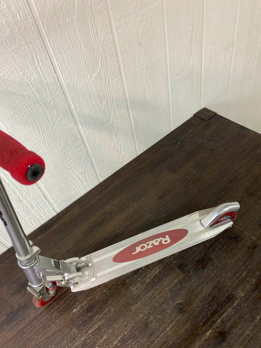 secondhand Razor A Kick Scooter
