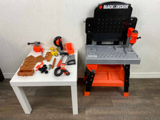 used Black+Decker Tool Bench