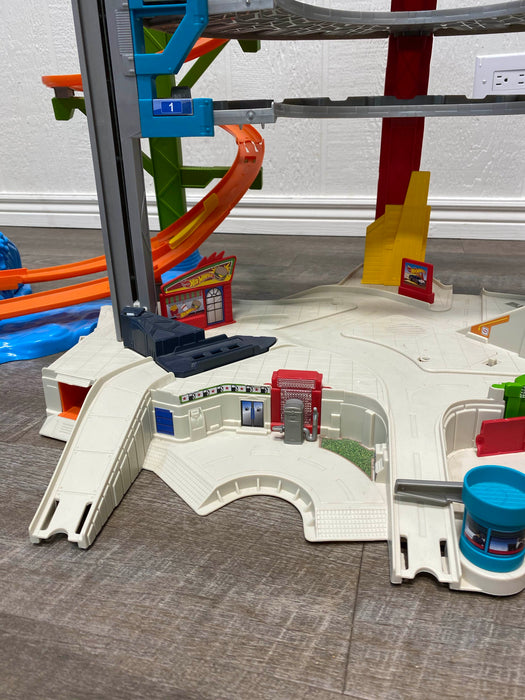used Hot Wheels Super Ultimate Garage