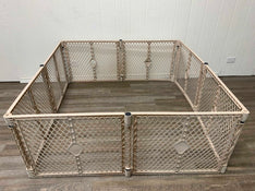 used North States Superyard, 8 Panel