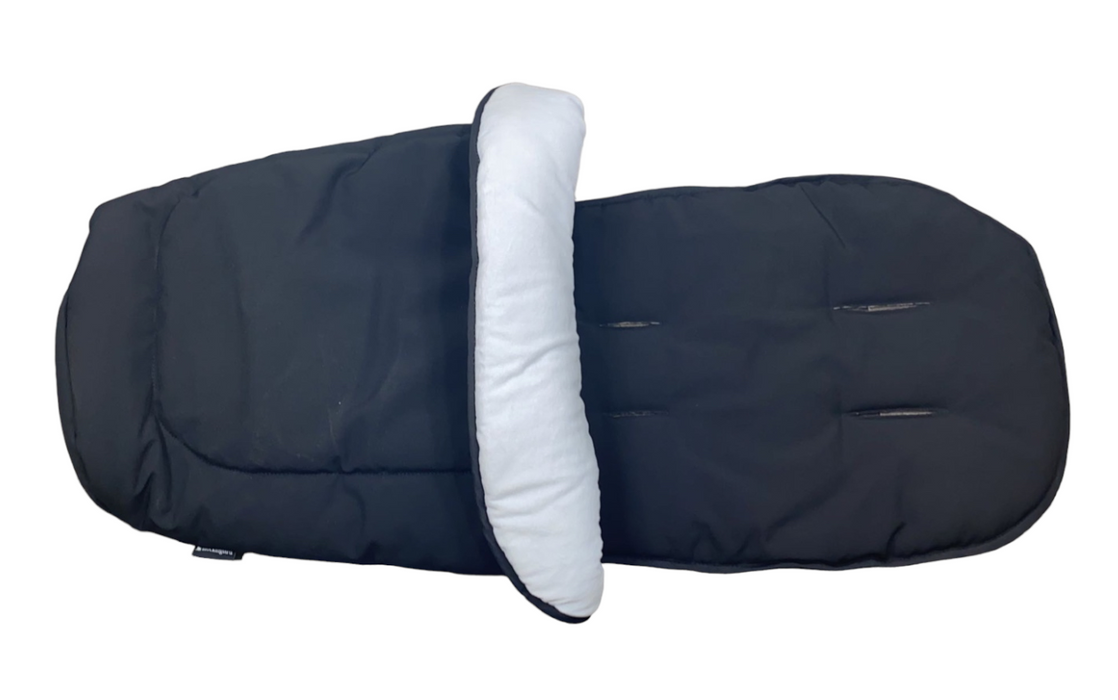 Shop Mockingbird Footmuff at Goodbuygears