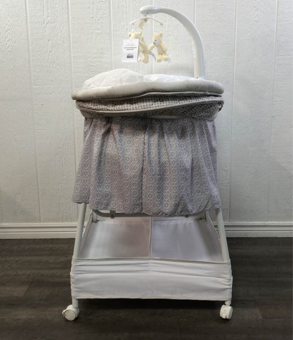 Shop Delta Children Deluxe Gliding Bassinet at Goodbuygears