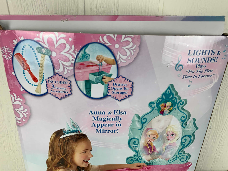 secondhand Disney Frozen Vanity