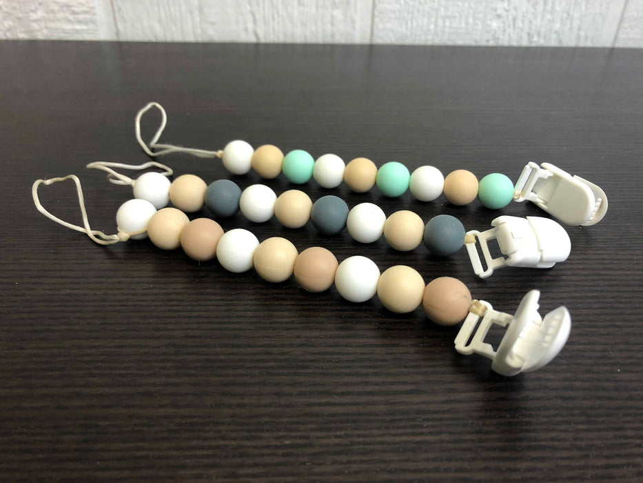 secondhand Pacifier Clip