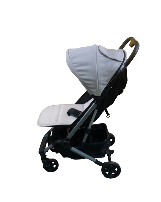 Shop Colugo Compact Stroller, 2022, Dune at Goodbuygears