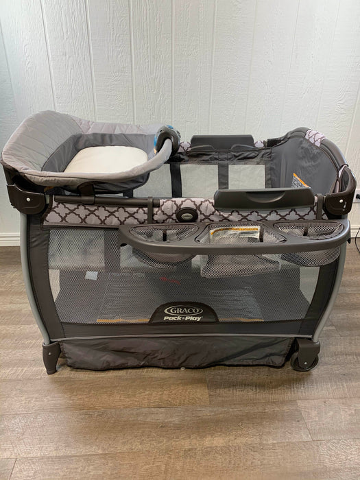used Graco Pack N’ Play With Changer