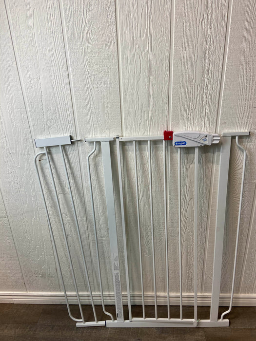 used Regalo Easy Step 38.5-Inch Extra Wide Walk Thru Baby Gate