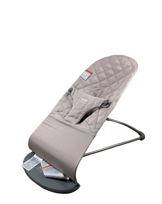 Shop BabyBjorn Bouncer Bliss, Sand Gray Cotton Classic Quilt, Dark Gray Frame at Goodbuygears