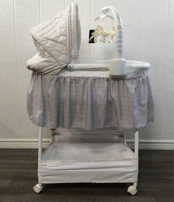 Shop Delta Children Deluxe Gliding Bassinet at Goodbuygears