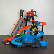 used Hot Wheels Ultimate Gator Car Wash