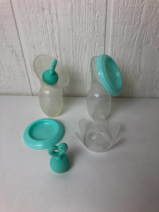 used BUNDLE Haakaa and Silicone Lid, Accessory Kit