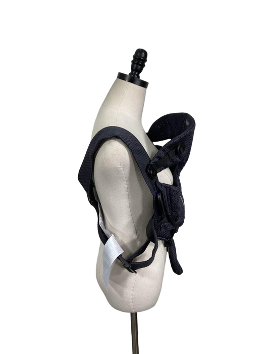 Shop BabyBjorn Baby Carrier Mini, Anthracite 3D Mesh at Goodbuygears