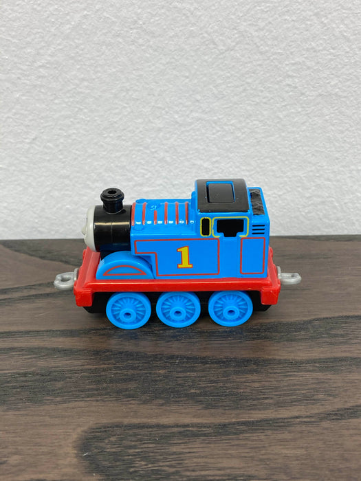 used BUNDLE Thomas and Friends Trains