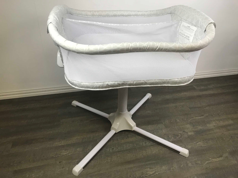 used Halo Bassinest Twin Sleeper