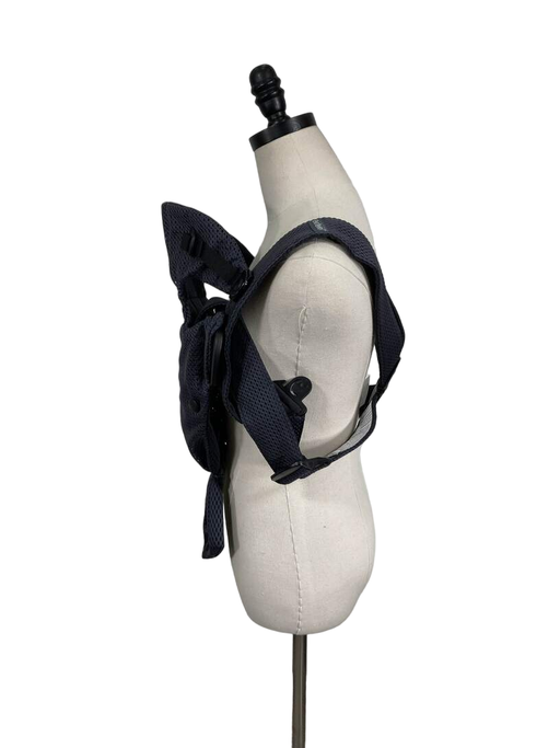 Shop BabyBjorn Baby Carrier Mini, Anthracite 3D Mesh at Goodbuygears