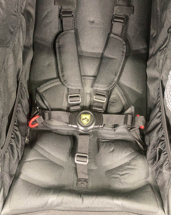 Shop BOB Revolution Flex 3.0 Single Jogging Stroller, 2022, Graphite Black at Goodbuygears