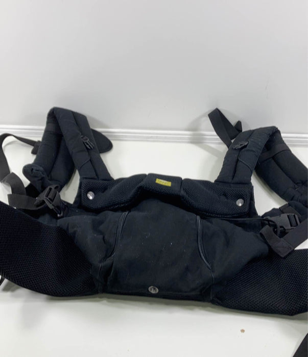 Shop Lillebaby Complete All Seasons Baby Carrier at Goodbuygears