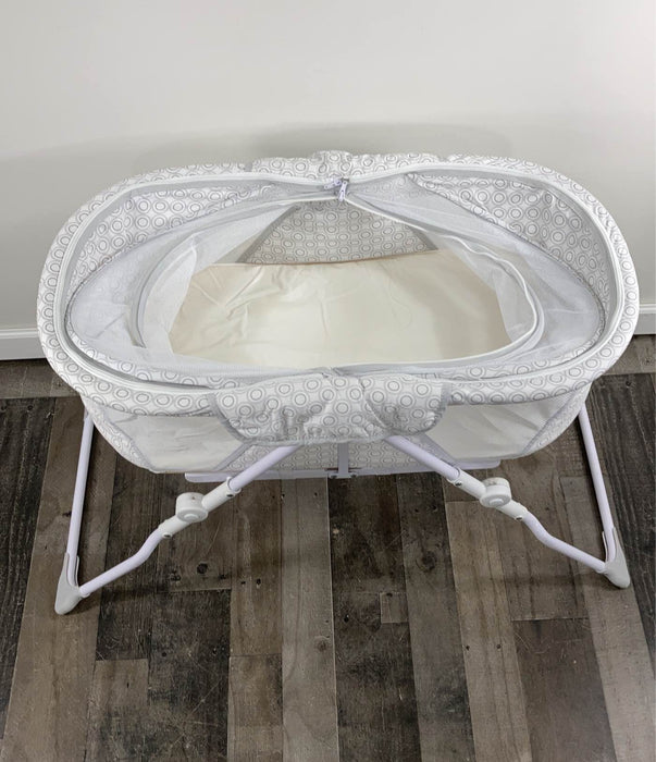 Shop Delta Children EZ Fold Ultra Compact Travel Bassinet at Goodbuygears