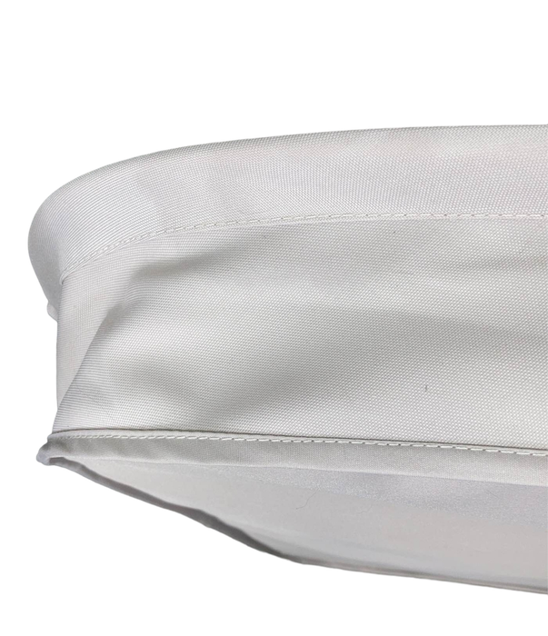 Shop Maxi-Cosi Iora Bedside Bassinet, Horizon Sand at Goodbuygears