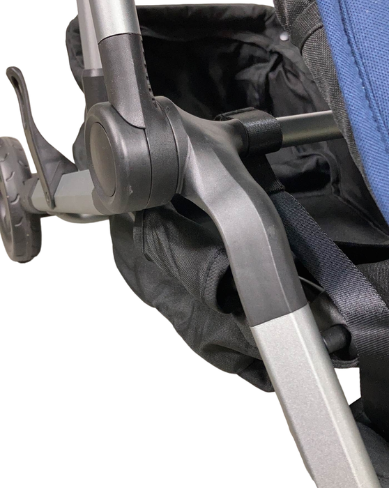 Shop Colugo Compact Stroller, 2022, Navy at Goodbuygears