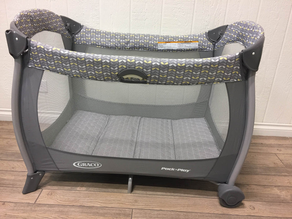 Graco Pack ‘n Play Silhouette Playard with Mattress