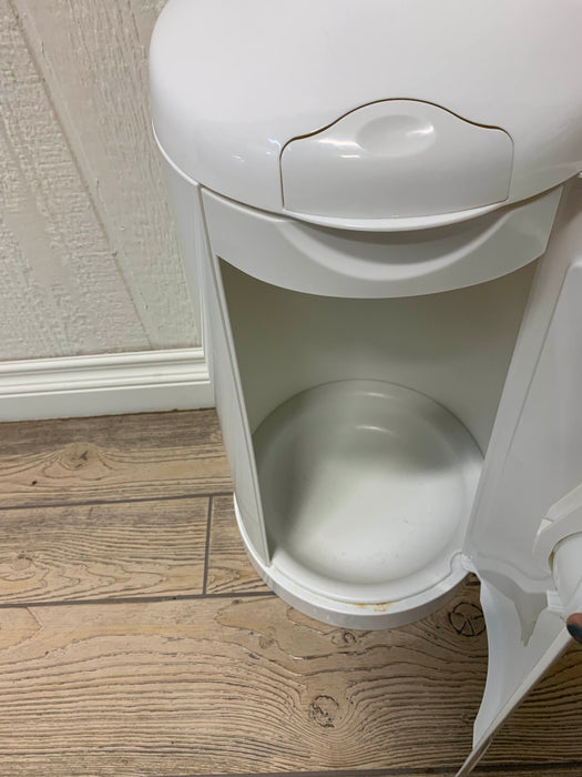 Munchkin Arm & Hammer Diaper Pail