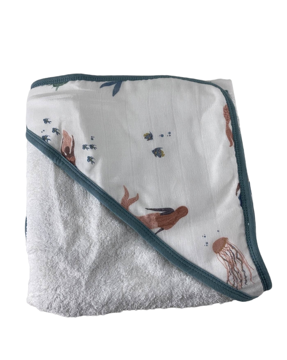 used Little Unicorn Toddler Hooded Towel
