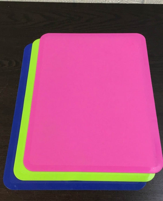 used Neat Solutions Bundle Reusable Non-Stick Sili-Stick Table Toppers