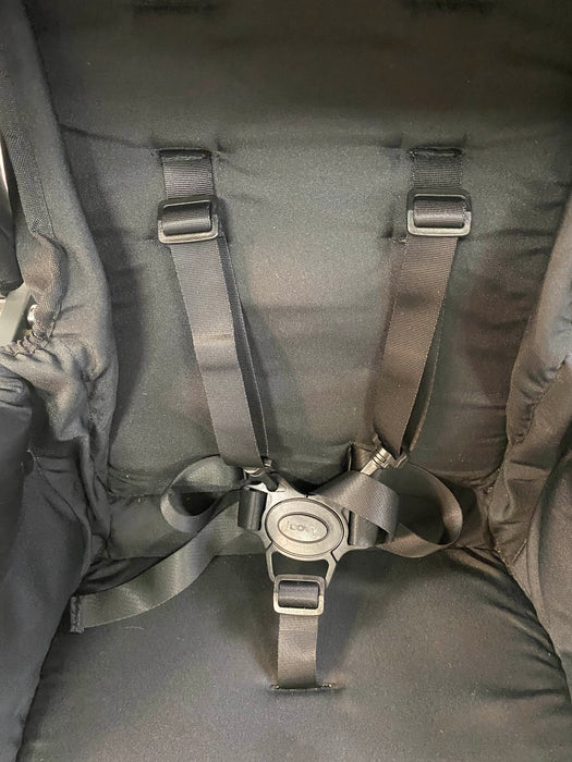 Shop Joovy Caboose Ultralight Graphite Stroller, 2021, Black at Goodbuygears