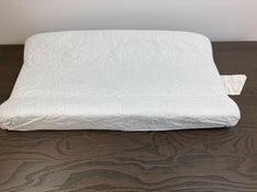 secondhand LA Baby Waterproof Contour Changing Pad