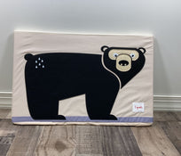 used 3 Sprouts Toy Chest, - Bear