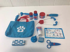 secondhand Melissa & Doug Examine & Treat Pet Vet Play Set