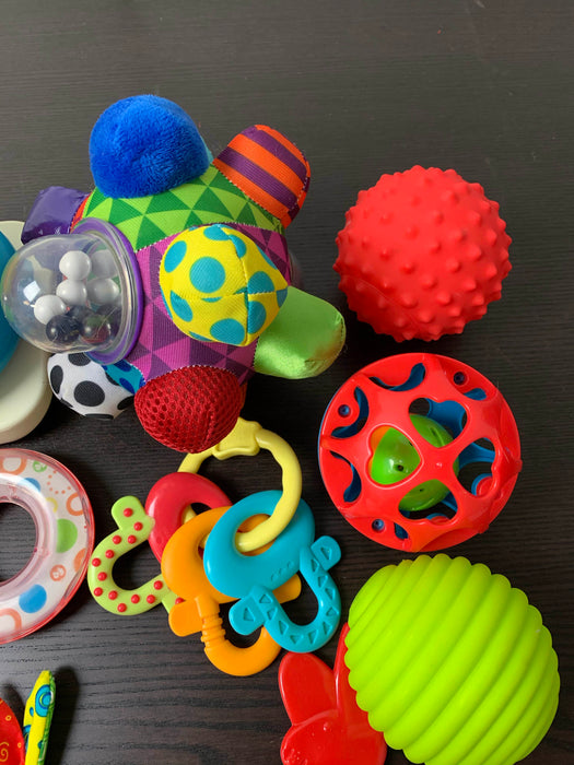 Shop BUNDLE Fine Motor/ Quiet Time Toys at Goodbuygears