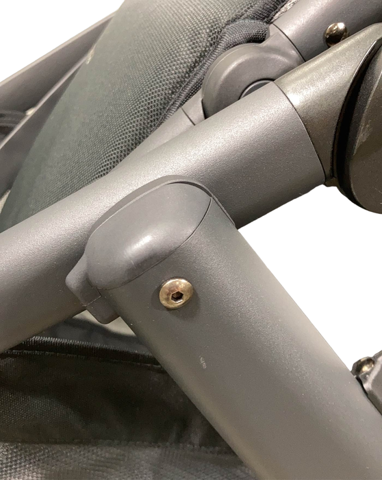 Shop UPPAbaby VISTA V2 Stroller, 2022, Greyson (Charcoal Melange) at Goodbuygears