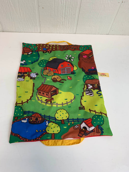 secondhand Melissa & Doug Take-Along Farm Baby and Toddler Play Mat