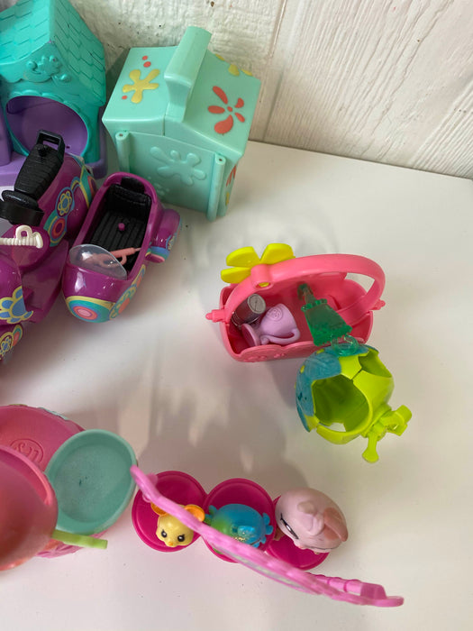 BUNDLE Littlest Pet Shop Toys