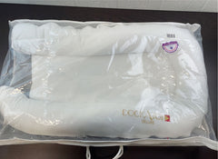 secondhand Dockatot Deluxe Dock, With Spare Covers