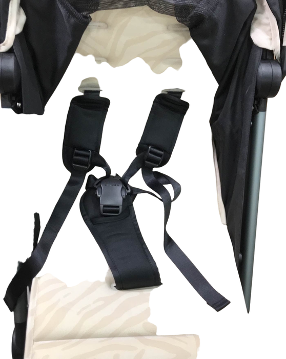 Shop Colugo Compact Stroller, 2022, Dune Zebra at Goodbuygears