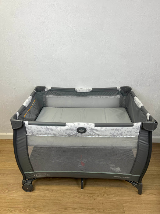 secondhand Graco Pack 'n Play Travel Dome Playard
