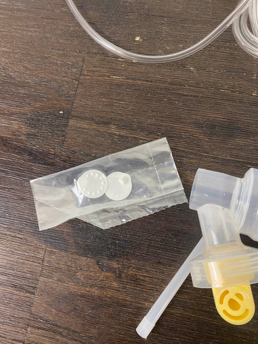 secondhand Feeding Accessories